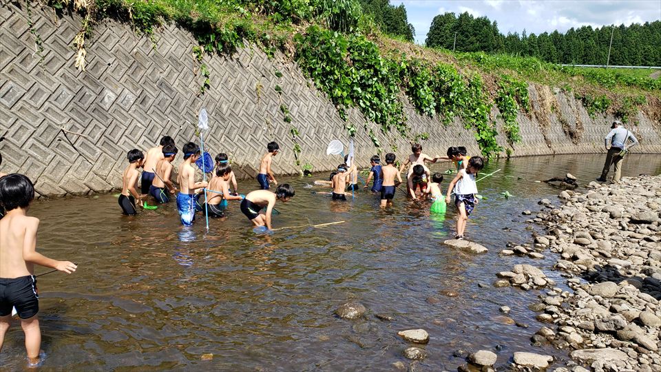 スポ少夏合宿 - 稲穂サッカー〈スポ少、女子、社会人〉の記録