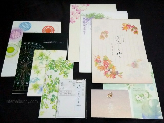 f:id:infernalbunny:20191209071201j:plain たくさんのレターセット。