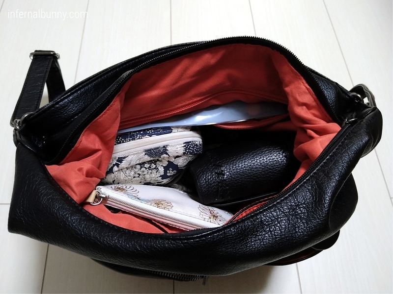 バッグの内側。