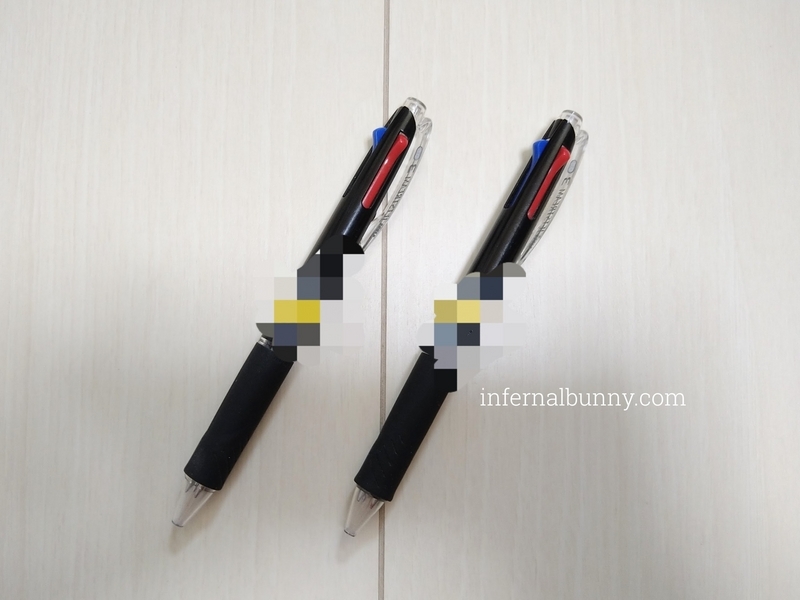 ボールペン2本。