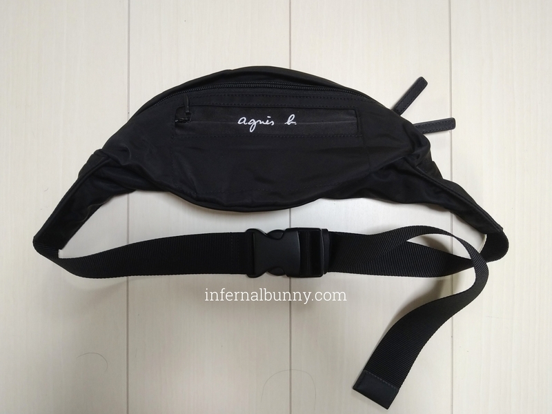 ウエストポーチ。