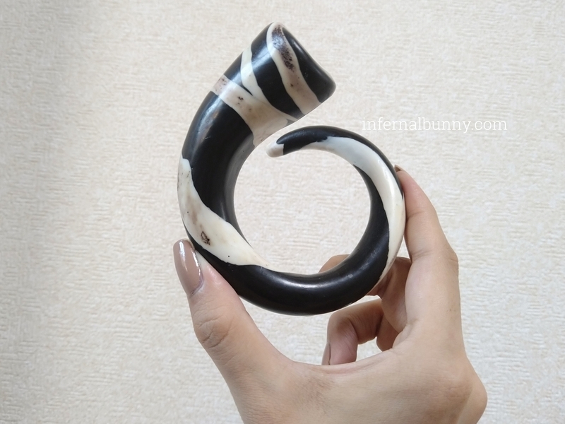 アフリカンジュエリー】Gerda Goosenのヴィーガン象牙アクセサリーを