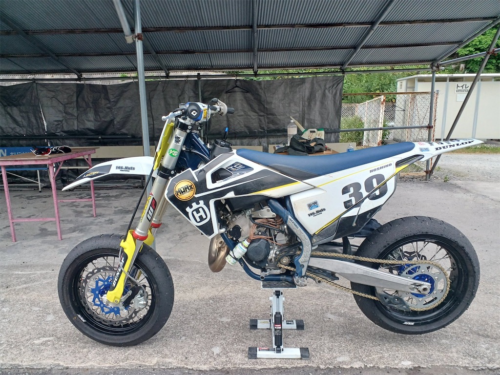 ハスクバーナ TC125 モタード化 - 雑記の山