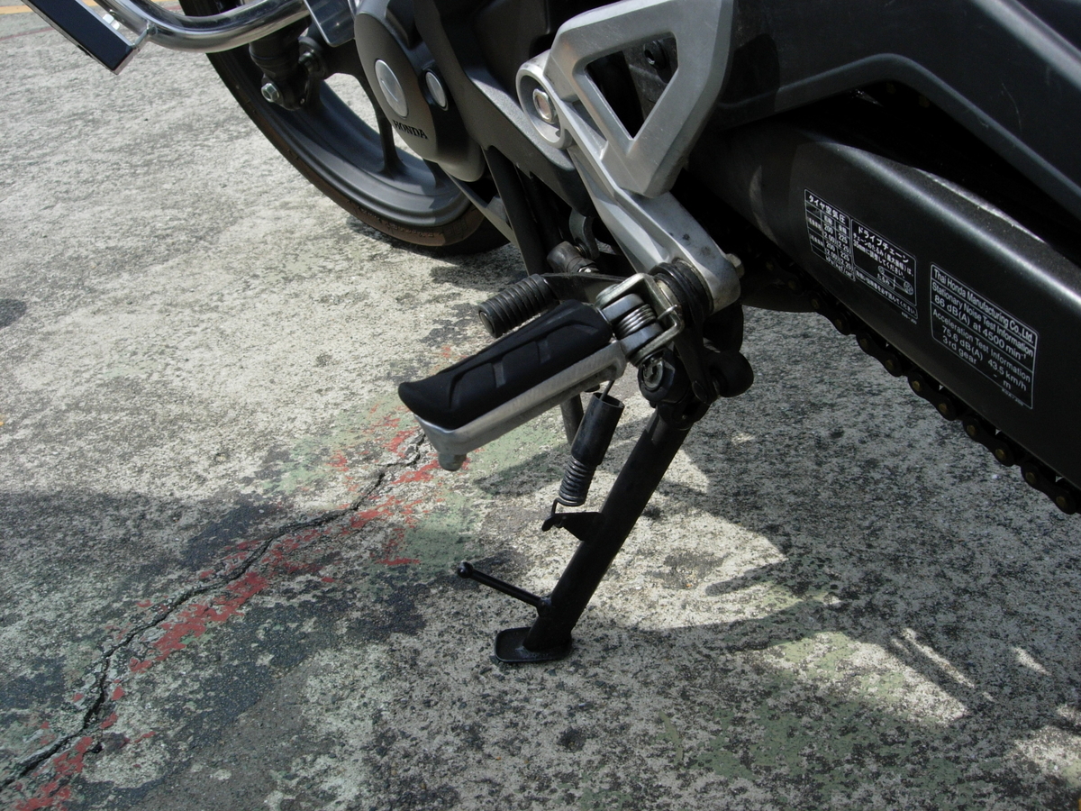 一番人気物 CB250T ホーク メインステップラバー バンクセンサー