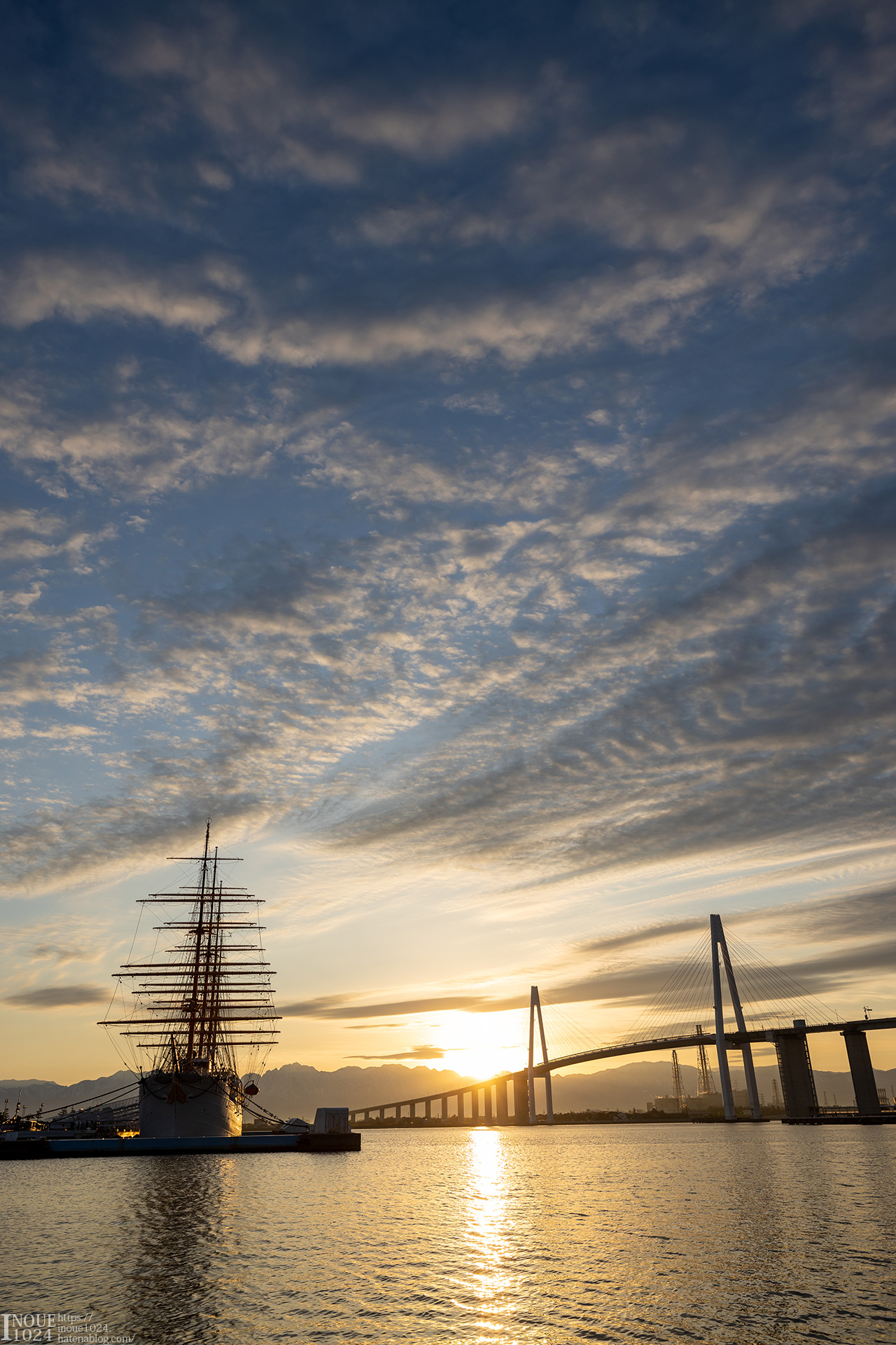 これからの季節にぴったり　海の風景 シルバーのフレーム これからの季節にぴったり 海の風景 シルバーのフレーム これからの