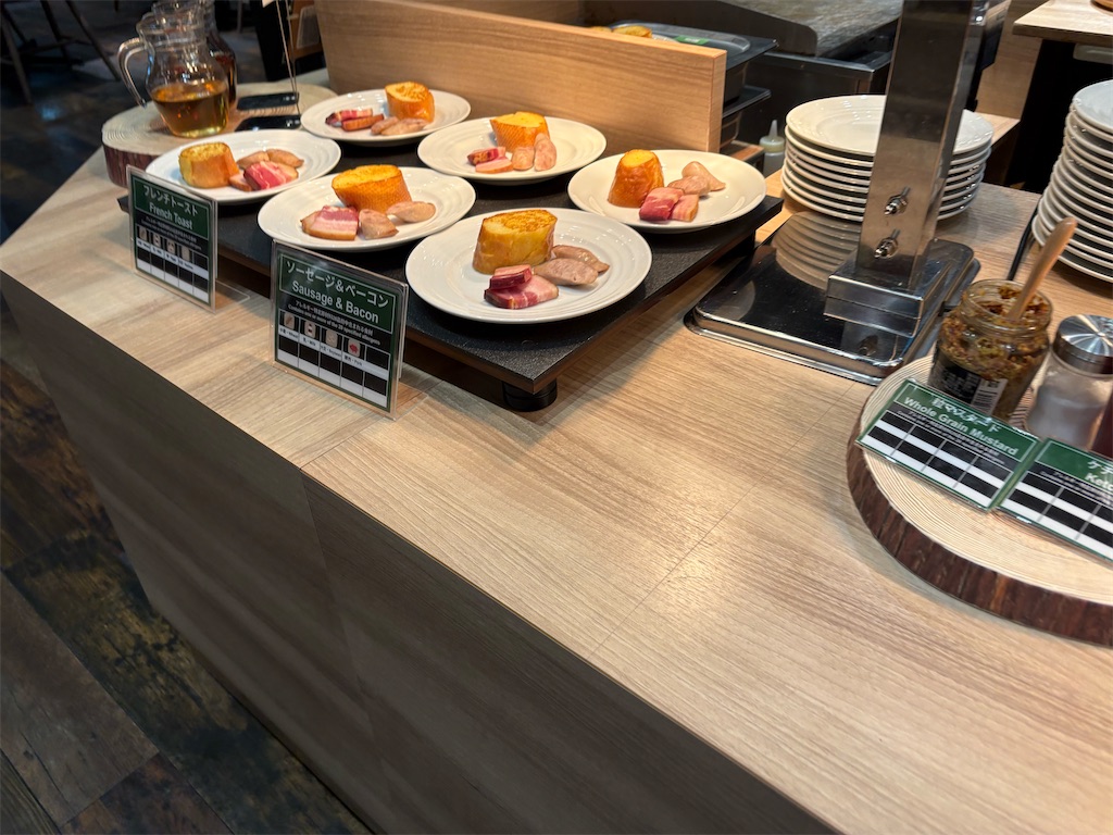 アンダの森 大阪天王寺タワー 朝食ビュッフェのハニートースト