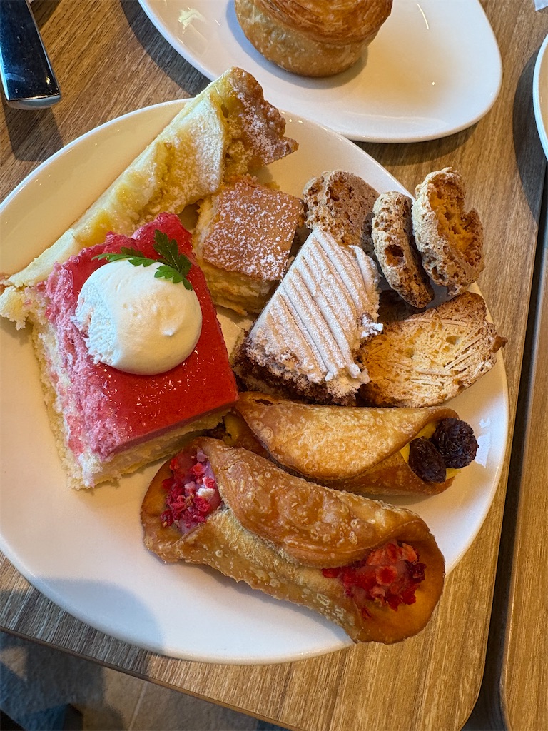 Cafe & Bar LIBERのスィーツビュッフェ