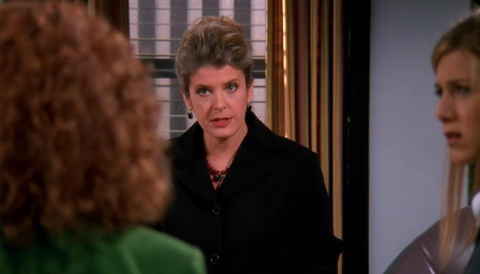 『フレンズ』で、レイチェルの上司はソフィーに怒る