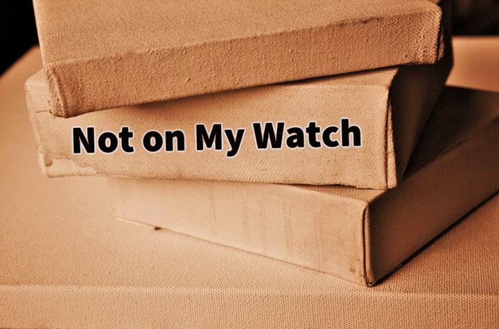 ブログ記事ヘッダー Not on My Watch!の本背表紙