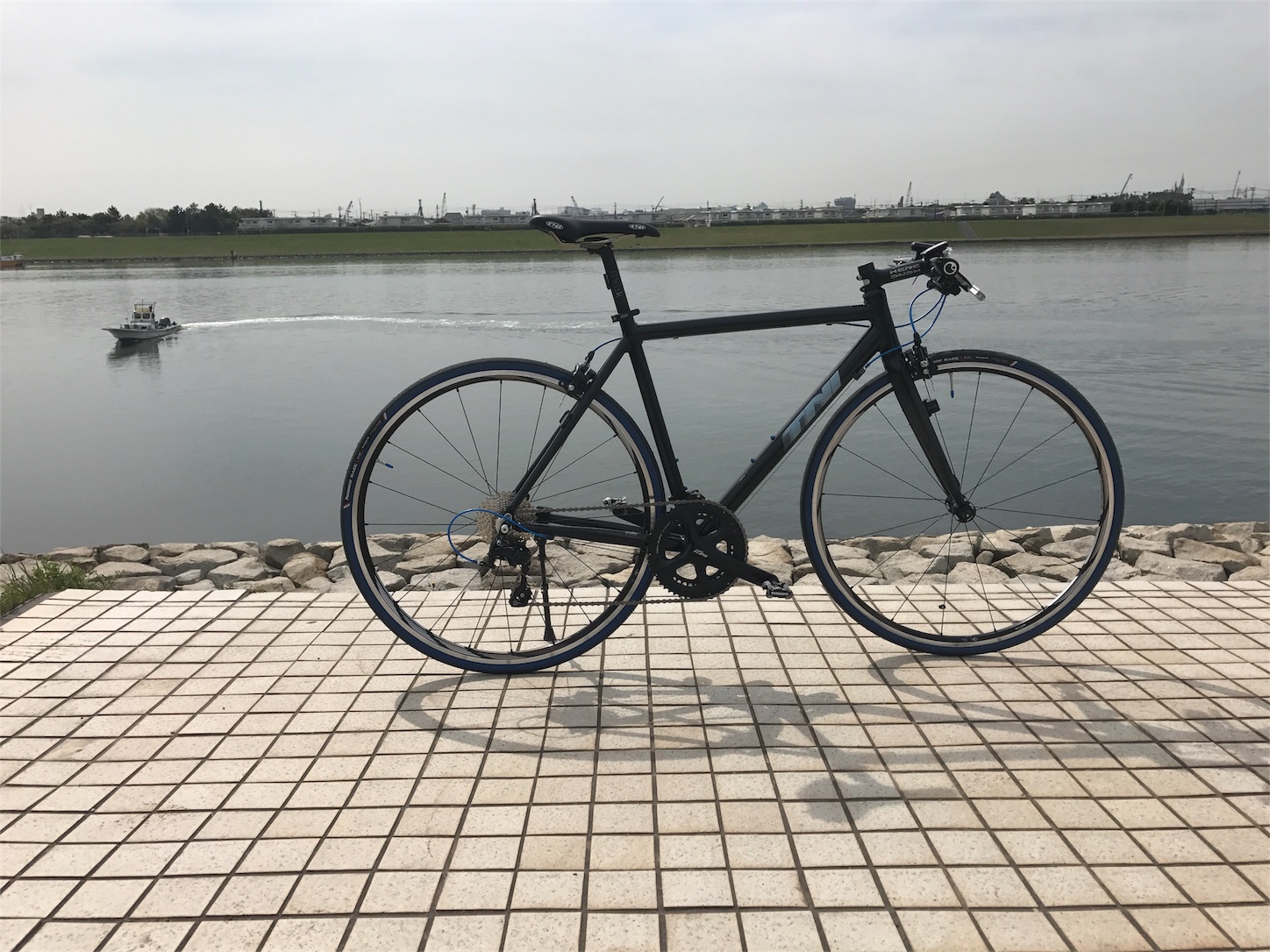 TNI 7005MKⅡ フラットバーロード - フラットバーロード製作日記
