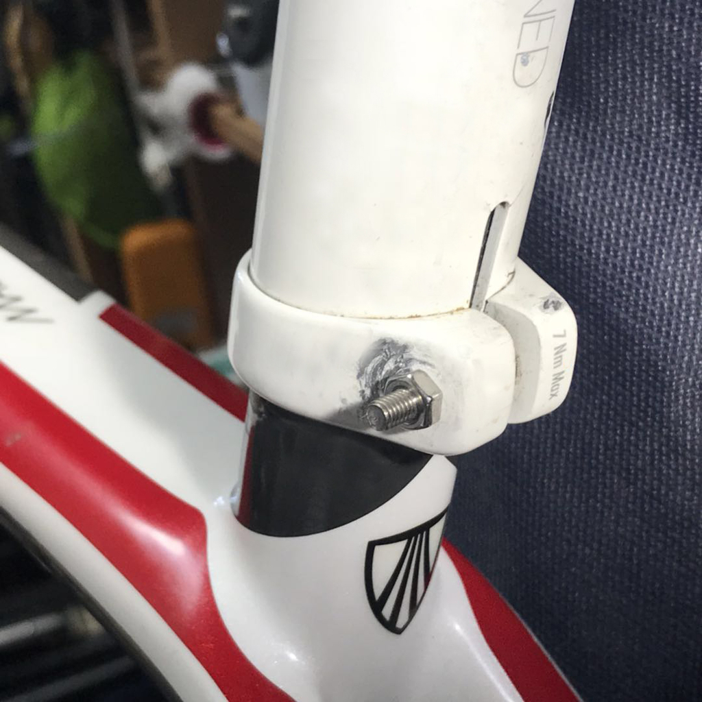トレックカ−ボンシ−トマストキャップ カーボンシートマストキャップ (7mmラウンドイヤー) - Trek
