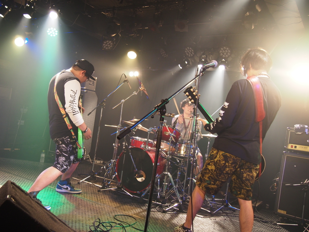 f:id:interviwreportmusic:20181013215643j:plain