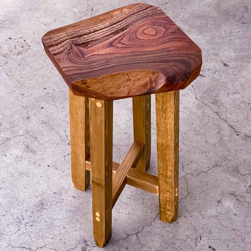 丸椅子（７点中６点目） 丸椅子（7点中6点目）