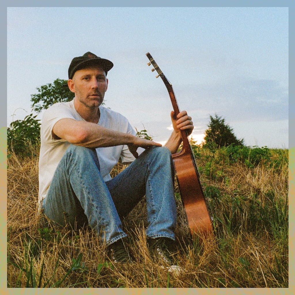 アメリカのシンガーソングライター、Mat Kearney（マット・カーニー）、新曲「Powerless」を公開！！ IN THIS