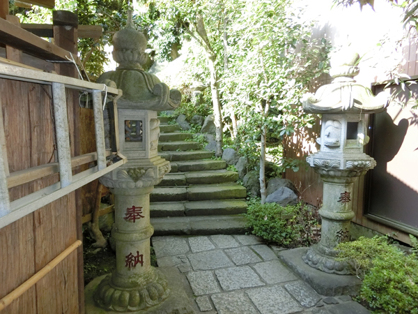 f:id:inudenchi:20161123143700j:plain f:id:inudenchi:20161123143700j:plain