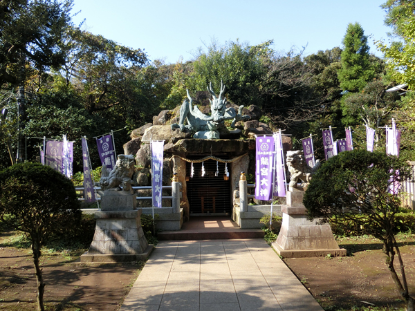 江島神社・奥津宮(藤沢市/江の島)の御朱印と見どころ - 神社と御朱印、ときどき寺院