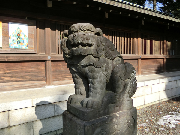 井草八幡宮の右の狛犬