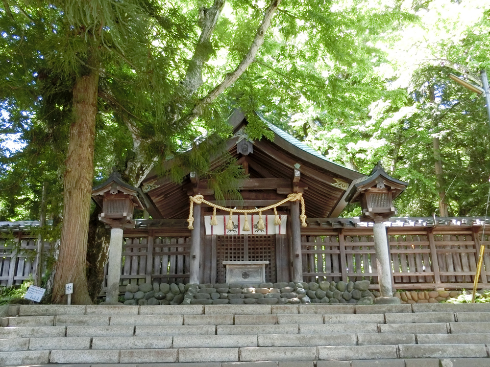 諏訪大社前宮の紹介