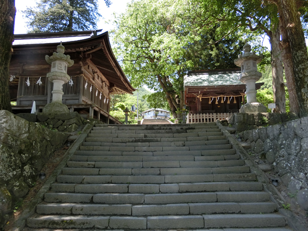 f:id:inudenchi:20170619224946j:plain f:id:inudenchi:20170619224946j:plain