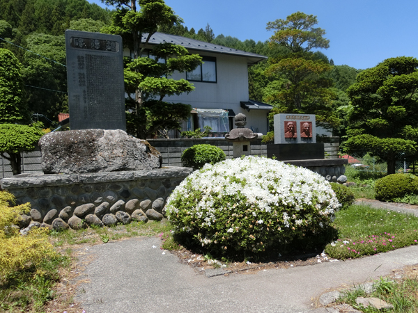 f:id:inudenchi:20170619225217j:plain f:id:inudenchi:20170619225217j:plain