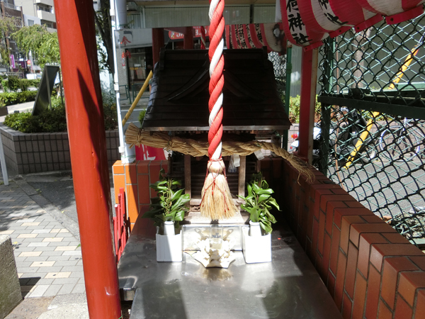 f:id:inudenchi:20180831210148j:plain f:id:inudenchi:20180831210148j:plain