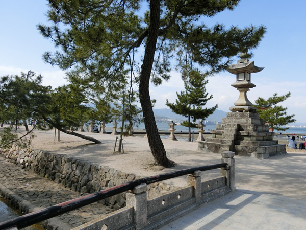 f:id:inudenchi:20190508190826j:plain f:id:inudenchi:20190508190826j:plain