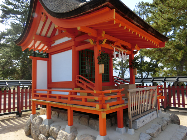 f:id:inudenchi:20190508191340j:plain f:id:inudenchi:20190508191340j:plain