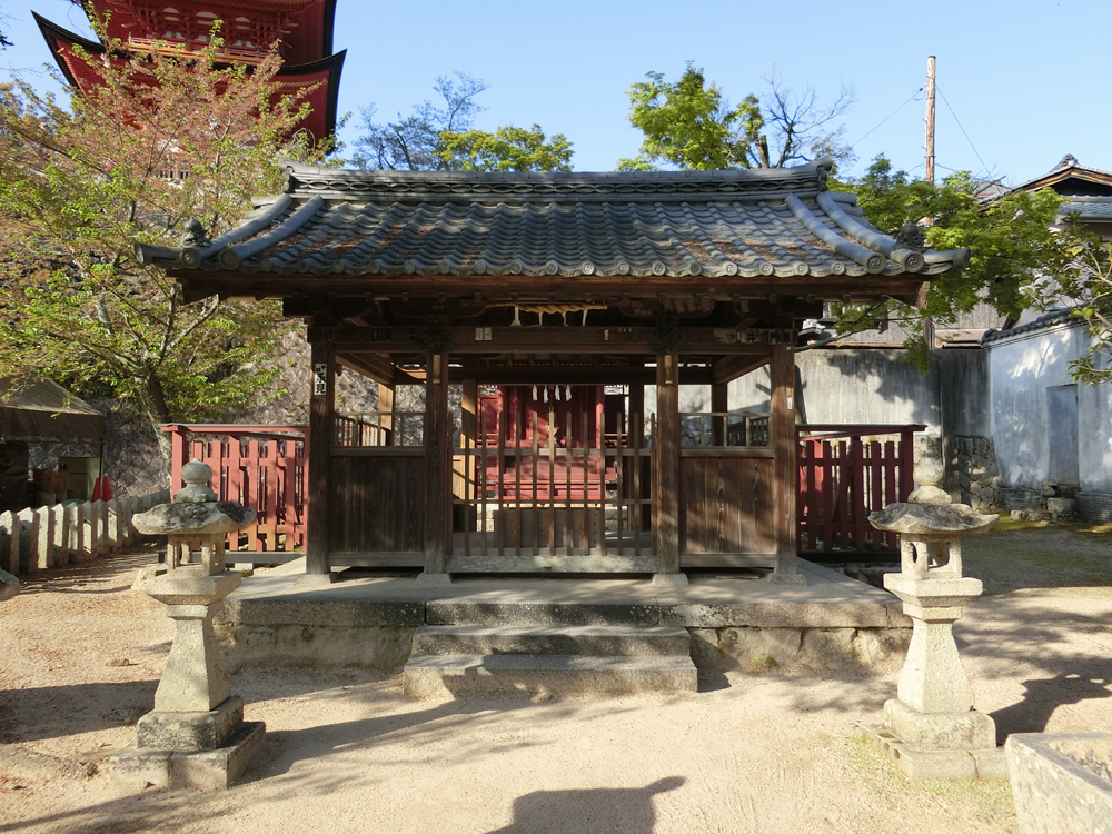 宮島にある荒胡子神社の紹介