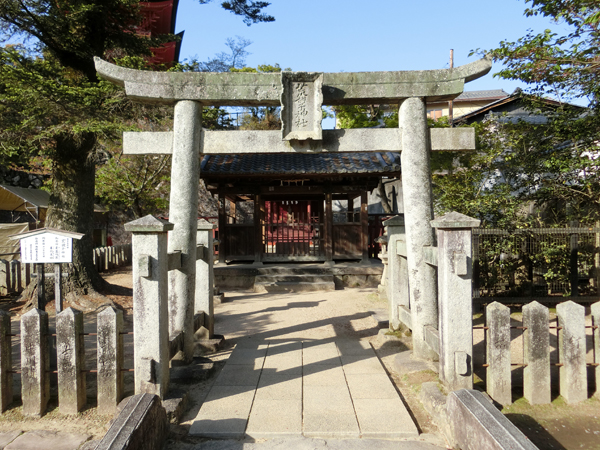 f:id:inudenchi:20190513215909j:plain