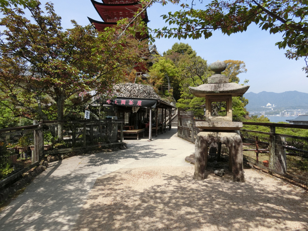 f:id:inudenchi:20190526183604j:plain