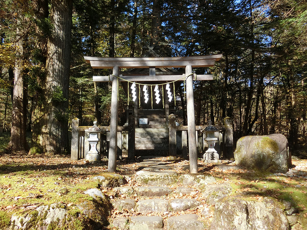 滝尾高徳水神社の紹介