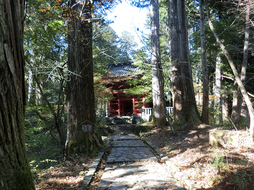 滝尾神社の紹介