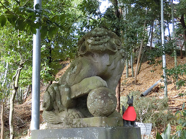 大稲荷神社の狛犬