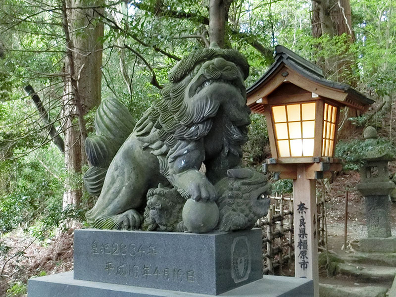 高千穂神社の狛犬