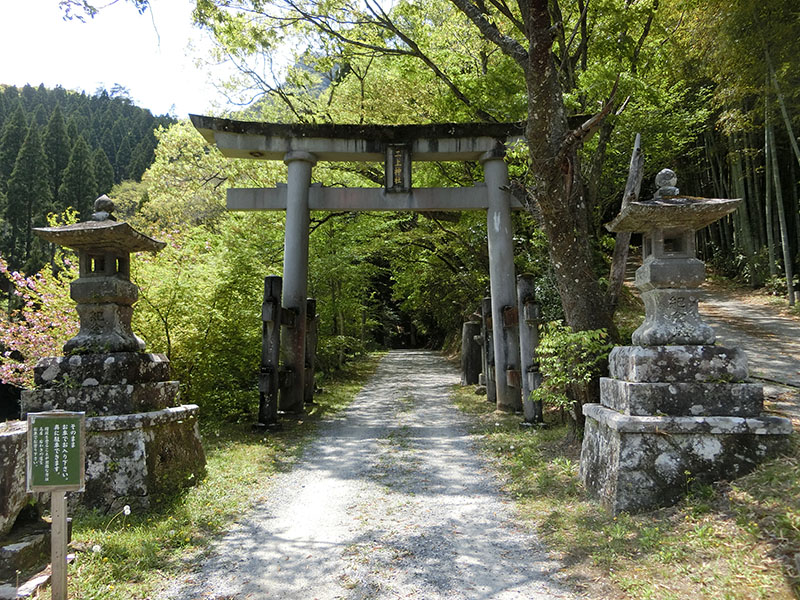 二上神社 高千穂町 の御朱印と見どころ 神社と御朱印 ときどき寺院