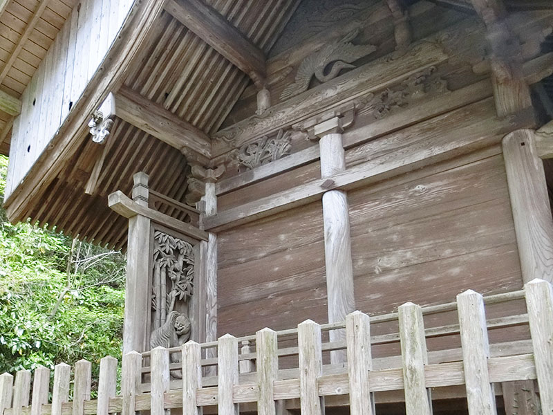 芝原神社の彫刻
