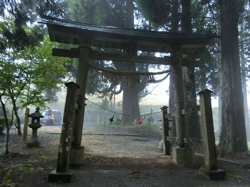 中畑神社の駐車場