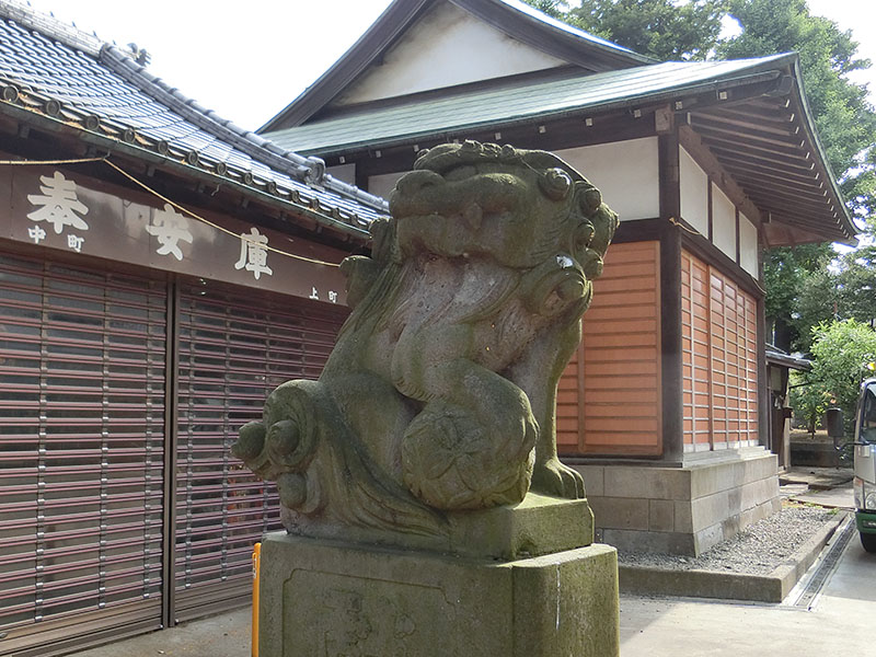 烏山神社の狛犬
