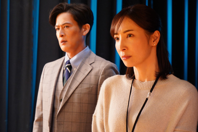 相棒 season2」全21話台本/水谷豊,寺脇康文 相棒 season2」全21話台本/水谷豊,寺脇康文
