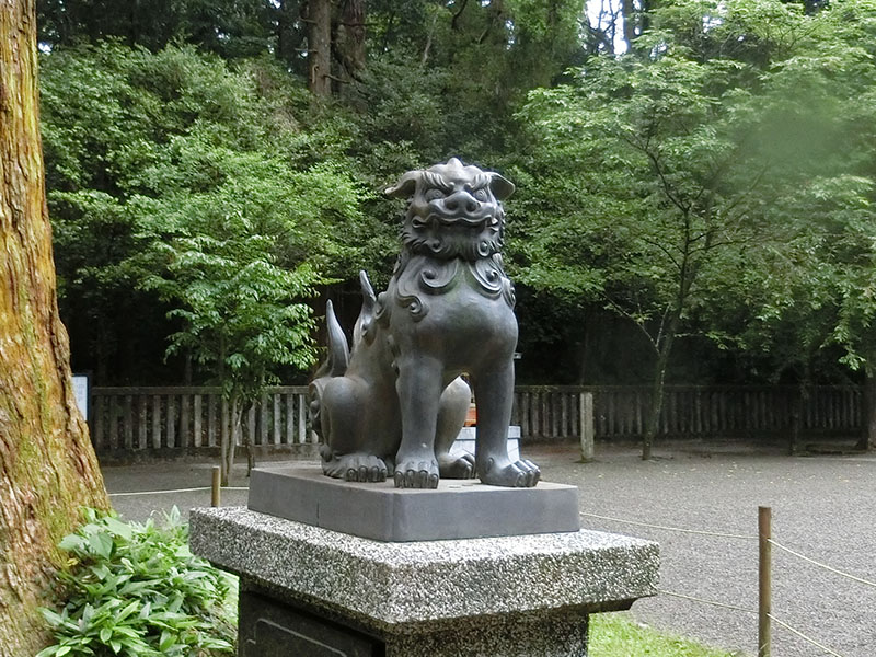 狭野神社の狛犬