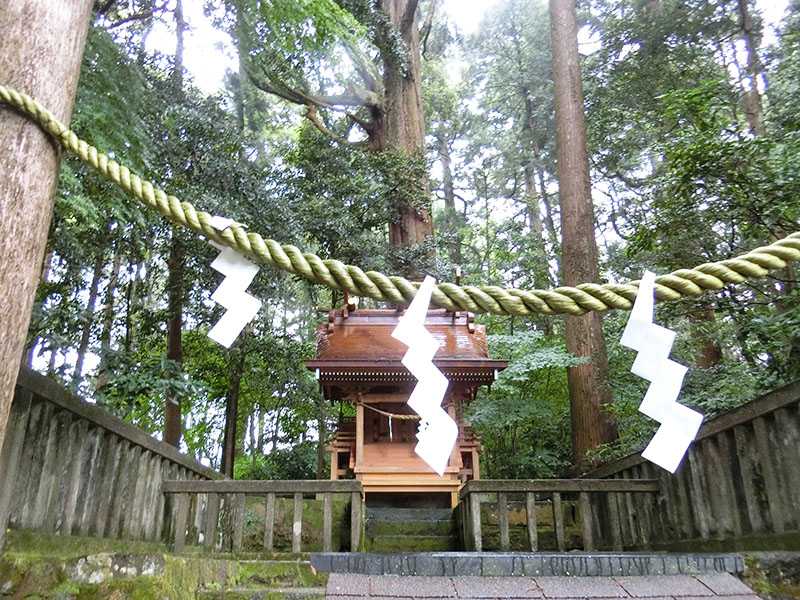 水神社