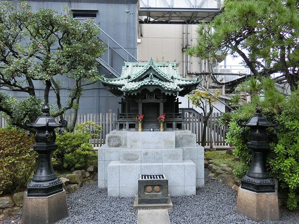 龍光不動尊の紹介