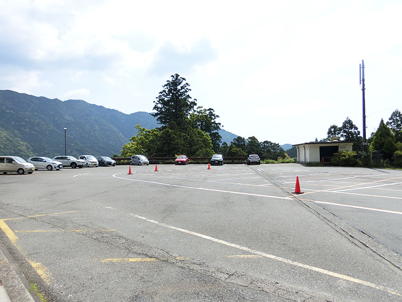 那智山観光センターの駐車場