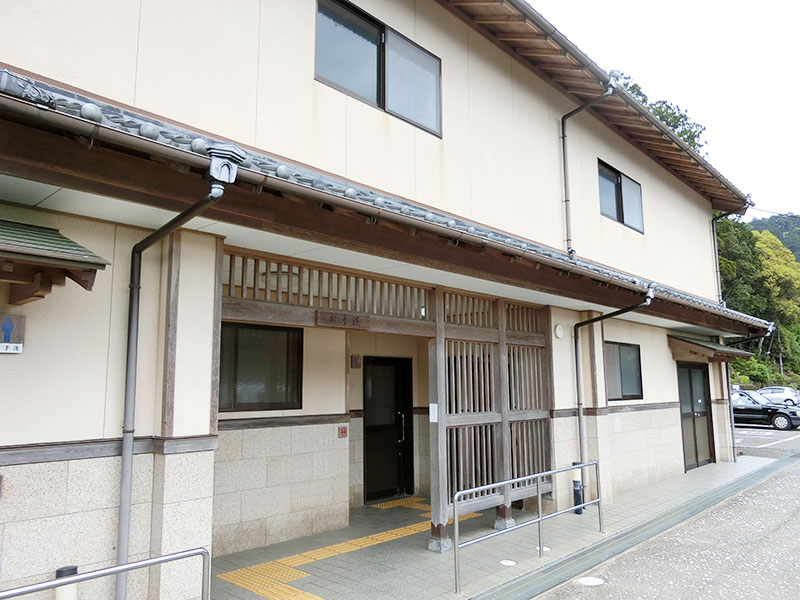 青岸渡寺のトイレ