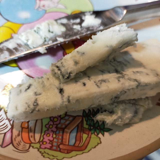 ナチュラルチーズ咀嚼所