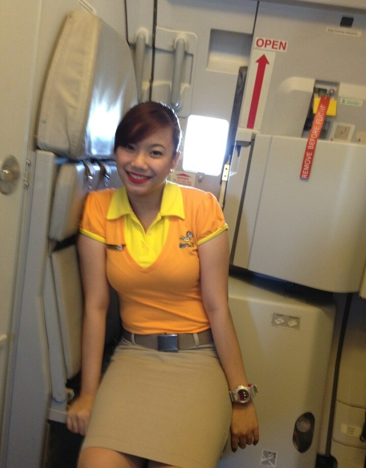 【世界の美人CA/Flight Attendantシリーズvol.1】セブ・パシフィック航空-Cebu ...