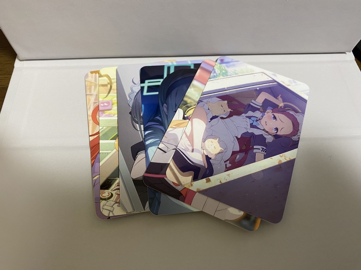 韓国版ブルアカ 2周年記念グッズが届いたので中身を確認する