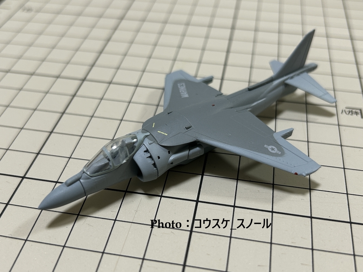 ホビー・ミリタリー 】エフトイズ、攻撃機コレクションのAV-8Bハリアー