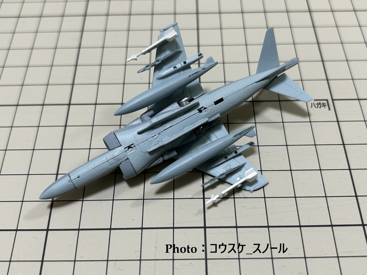 ホビー・ミリタリー 】エフトイズ、攻撃機コレクションのAV-8Bハリアー
