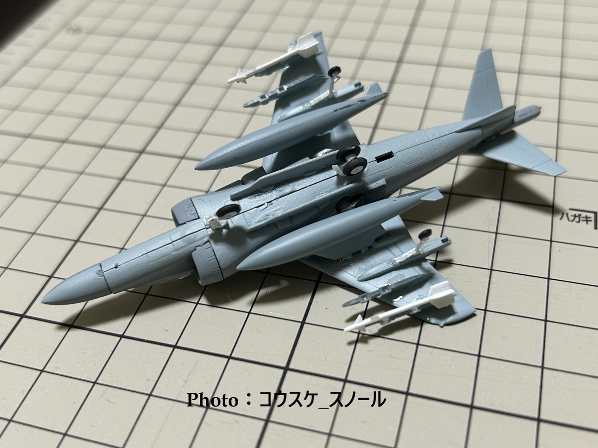 ホビー・ミリタリー 】エフトイズ、攻撃機コレクションのAV-8Bハリアー